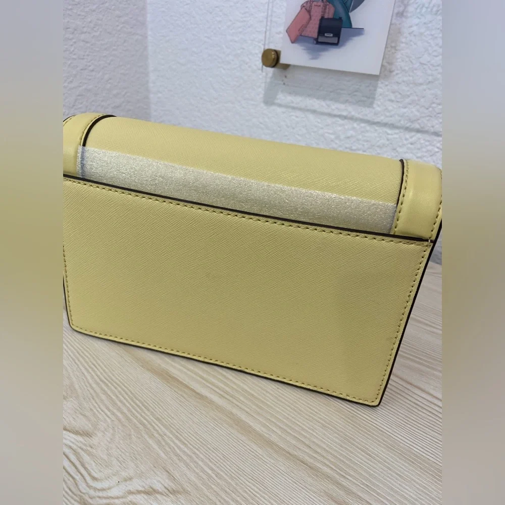 Michael Kors Buttercup Crossbody Bag and Wallet_3